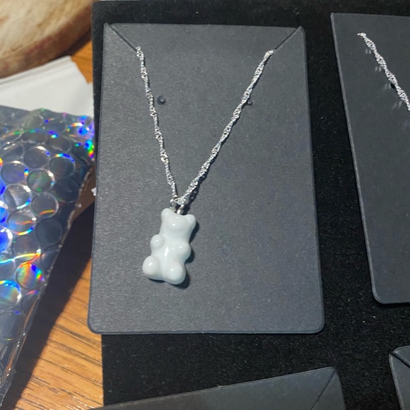 Silver plated gummy bear necklaces - Picture 7 of 8